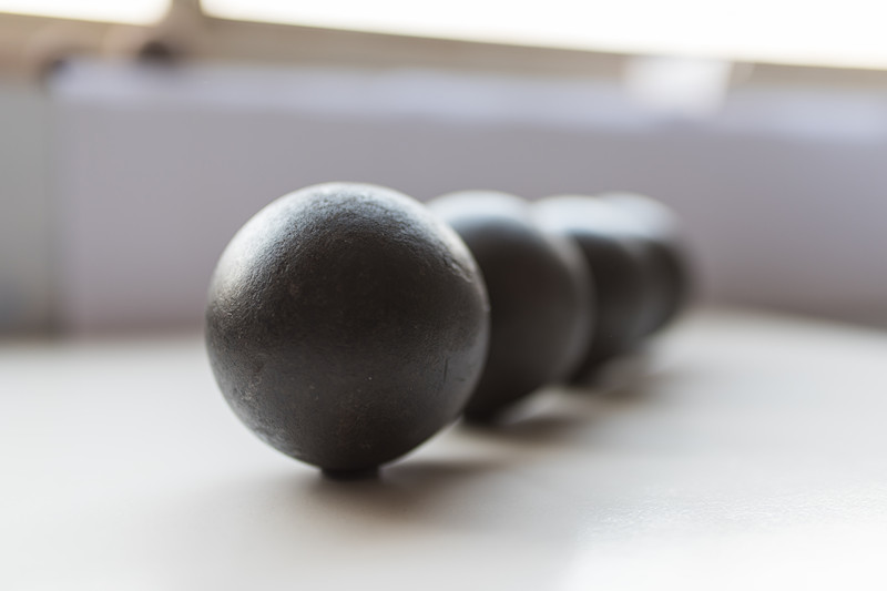 L'estrazione mineraria ed il cemento usano la palla forgiata palle del mulino a palle e fondono le palle di media della macinazione della palla