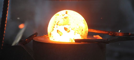 20-180 mm sfera di acciaio forgiato per l'estrazione mineraria macinare cemento resistenza all'impatto 12 Joule HRC 55-65