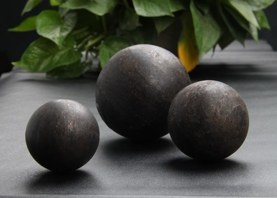 Servizi di fusione di sfere di acciaio laminate a caldo da 20 mm a 150 mm per macchine a sfere autogene per l'estrazione mineraria