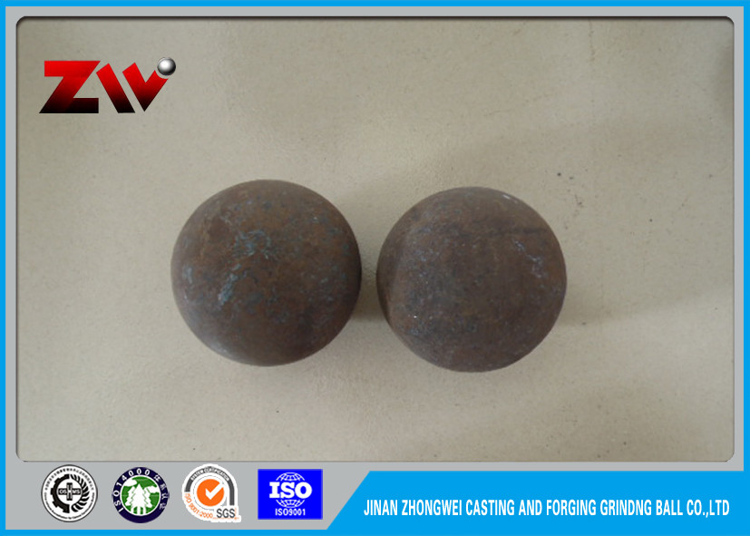Le palle stridenti forgiate a laminazione a caldo automatiche, martello pneumatico hanno forgiato la palla d'acciaio della macinazione